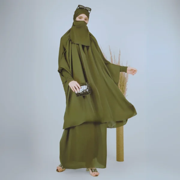 2 Piece Jilbab with skirt pista green